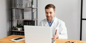 Essential Qualities to Seek in a Healthcare Virtual Assistant