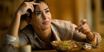 “Understanding Anorexia: A Comprehensive Guide to Recovery and FAQs”